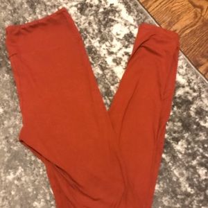 New lularoe leggings, solid burnt orange OS